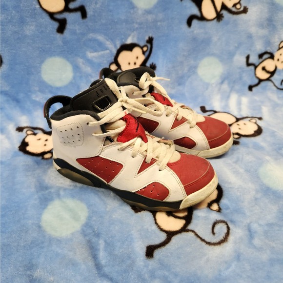 Nike Air Jordan 6 Retro 2021 Mid Carmine Size‎ 2Y 384666-106 - Picture 1 of 8